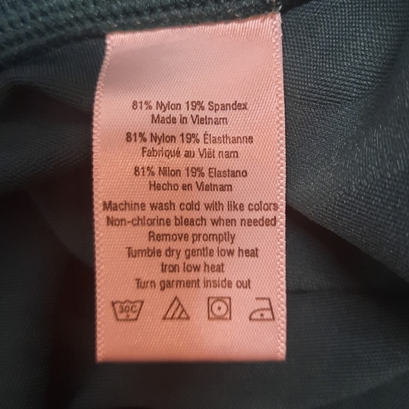 ALO (Medium) Green Mesh Motion Leggings - Picture 8 of 10